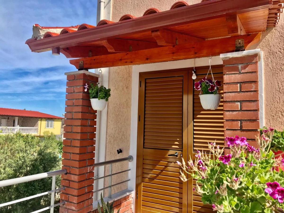 Vila Arlind Hotel Vlorë Екстериор снимка