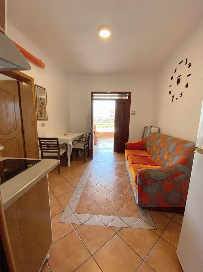 Vila Arlind Hotel Vlorë Екстериор снимка