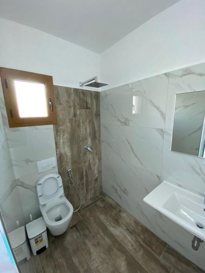 Vila Arlind Hotel Vlorë Екстериор снимка